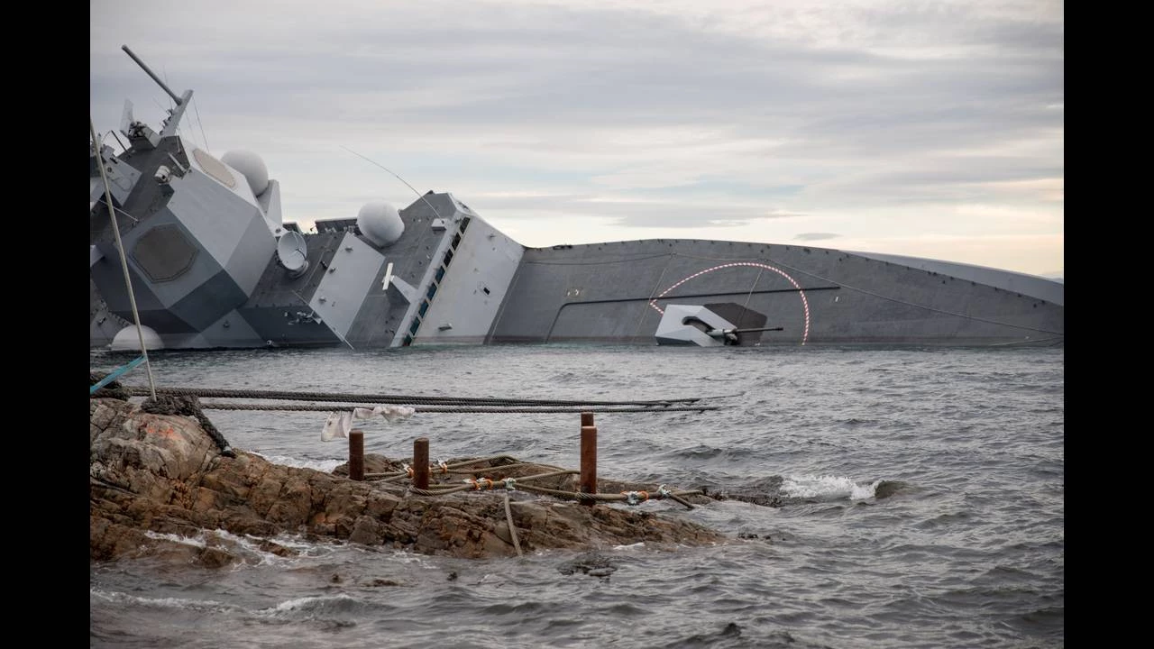 Πολεμικό Ναυτικό Νορβηγίας: Το τραγικό λάθος που οδήγησε στην βύθιση της Νορβηγικής φρεγάτας